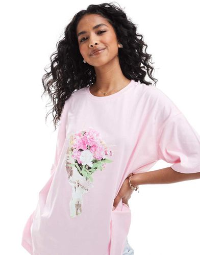 T-shirt oversize con grafica con bouquet - ASOS DESIGN - Modalova