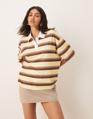 T-shirt rayé façon maillot de rugby avec col polo et manches courtes - Jaune - Asos Design - Modalova