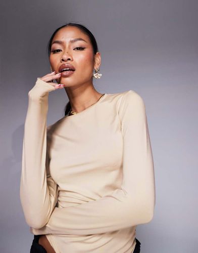 Top près du corps à manches longues - Asos Design - Modalova