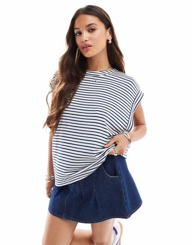 Top senza maniche con giromanica ampio blu navy e bianco a righe - ASOS DESIGN - Modalova