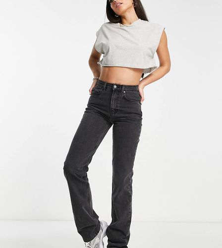 ASOS DESIGN Tall - Jeans dritti a vita media slavato - ASOS Tall - Modalova