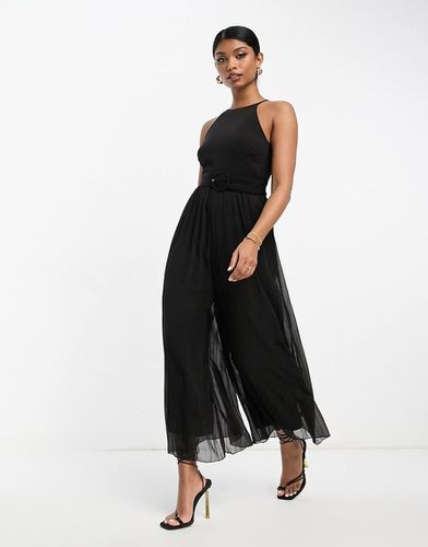 Tuta jumpsuit nera a pieghe con cintura - ASOS DESIGN - Modalova