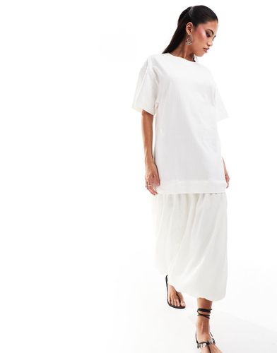 Vestito T-shirt midi oversize con fondo a palloncino - ASOS DESIGN - Modalova