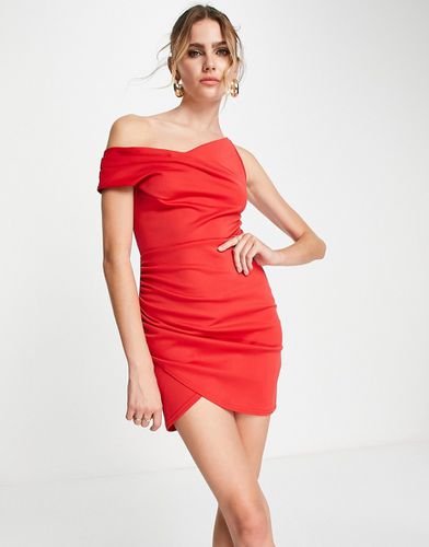 Vestito corto rosso con gonna avvolgente e scollo asimmetrico - ASOS DESIGN - Modalova