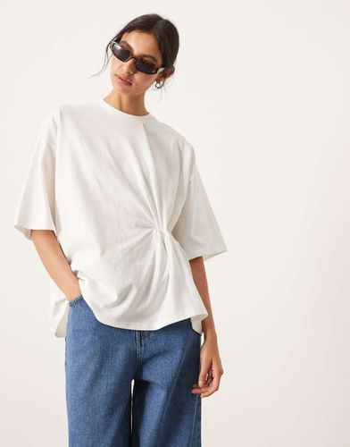 T-shirt bianca in jersey con nodo - ASOS EDITION - Modalova