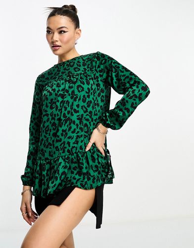 Blusa con stampa leopardata e fondo peplo - AX Paris - Modalova
