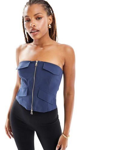 Top a fascia sartoriale intenso con zip sul davanti - Bershka - Modalova