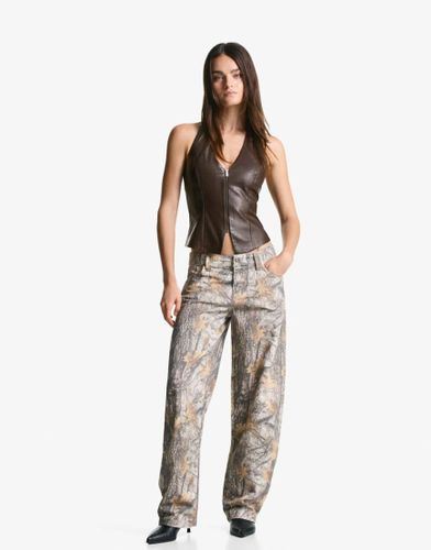 Top dos nu imitation cuir zippé - Marron - Bershka - Modalova