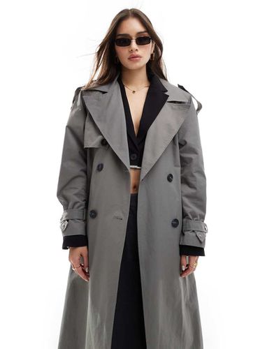 Bershka - Trench lungo grigio - Bershka - Modalova