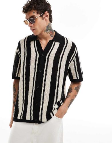 Camicia nera a righe all'uncinetto - Bershka - Modalova