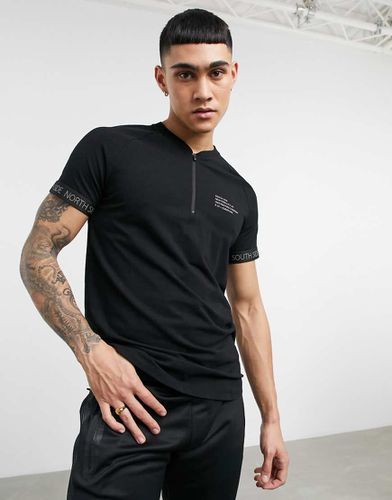 Bershka - Polo attillata nera-Nero - Bershka - Modalova