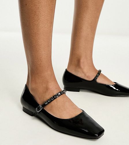Scarpe Mary Jane a pianta larga nere di vernice con cinturino decorato - Glamorous Wide Fit - Modalova