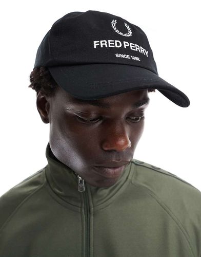 Cappellino con visiera con logo ricamato - Fred Perry - Modalova