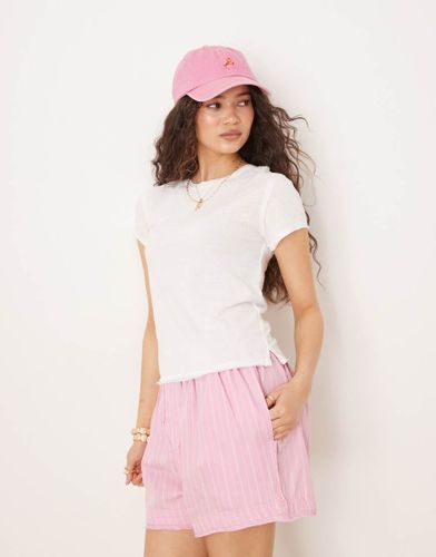 T-shirt effet rétréci à col rond - Ivoire - Free People - Modalova