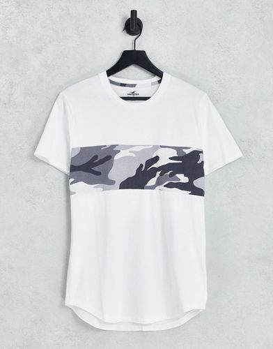 T-shirt bianca con fondo arrotondato e pannello mimetico sul petto - Hollister - Modalova