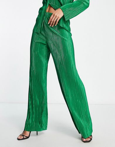 Pantaloni in velluto plissé testurizzato smeraldo in coordinato - I Saw It First - Modalova