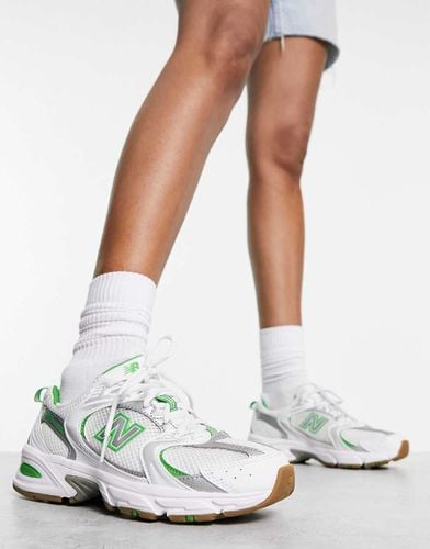 In esclusiva per ASOS - 530 - Sneakers bianche e pastello - New Balance - Modalova