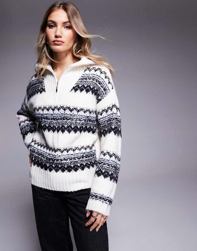 Maglione color crema con motivo Fair Isle e zip corta - In The Style - Modalova