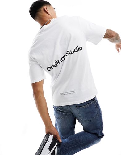 T-shirt oversize bianca con stampa "Originals" sul retro - Jack & Jones - Modalova