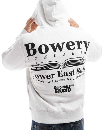 Felpa con cappuccio oversize grigia con stampa "Bowery" sul retro - Jack & Jones - Modalova