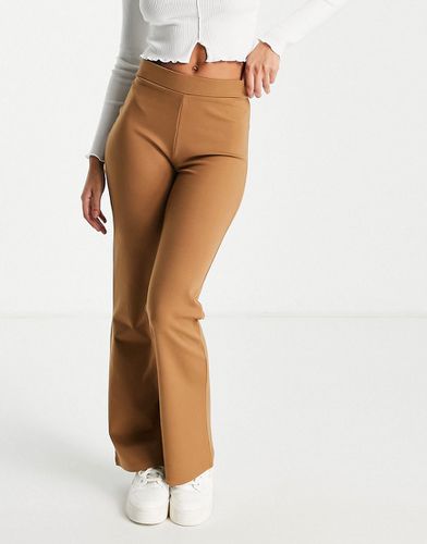 Pantaloni a zampa color cammello - JDY - Modalova