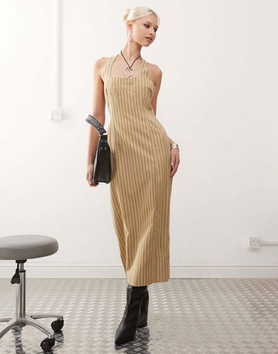 Vestito midi allacciato al collo beige a righe con spacco sul retro - Lioness - Modalova