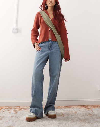 Naoki - Jean ample à taille basse - moyen délavé - Monki - Modalova