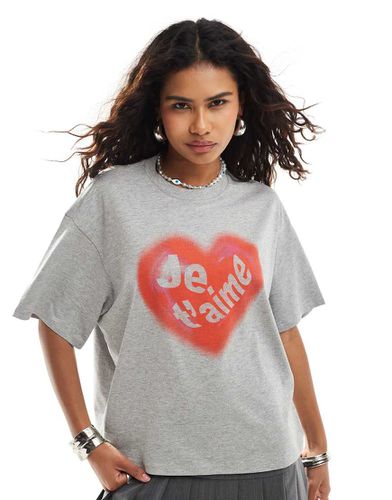 T-shirt comoda mélange con stampa di cuore - Monki - Modalova