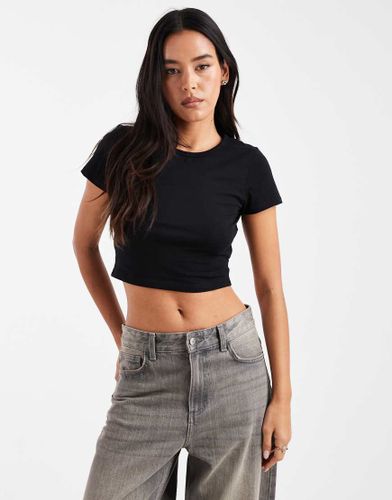 Monki - T-shirt rétréci - Noir - Monki - Modalova