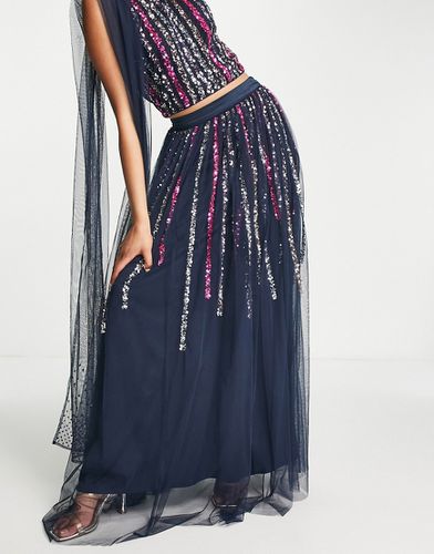 Gonna lunga stile Lehenga blu navy con righe in coordinato - Maya - Modalova