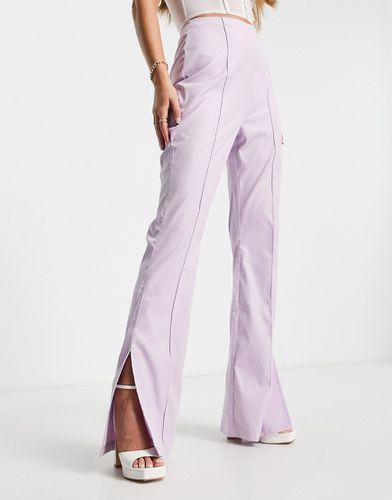Missy Empire - Pantaloni a fondo ampio con spacco frontale lilla in coordinato - Missyempire - Modalova