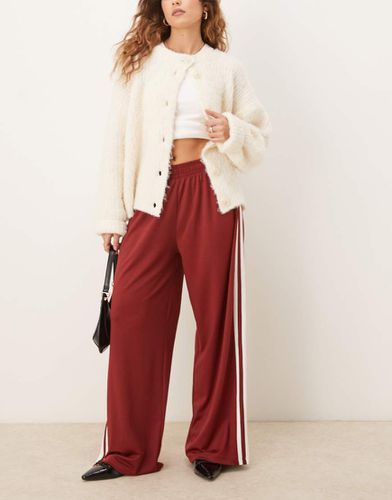 Joggers a fondo ampio con dettaglio a righe - Miss Selfridge - Modalova