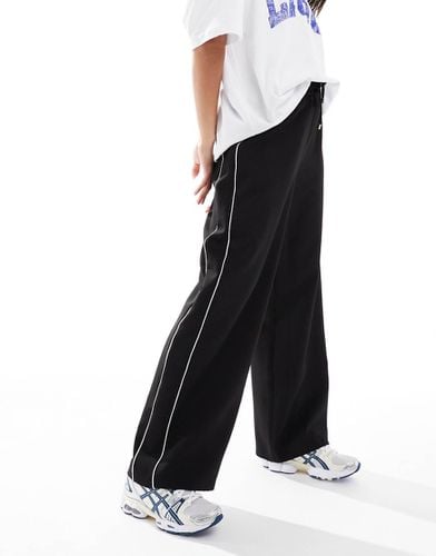 Joggers sartoriali neri con riga laterale - Miss Selfridge - Modalova