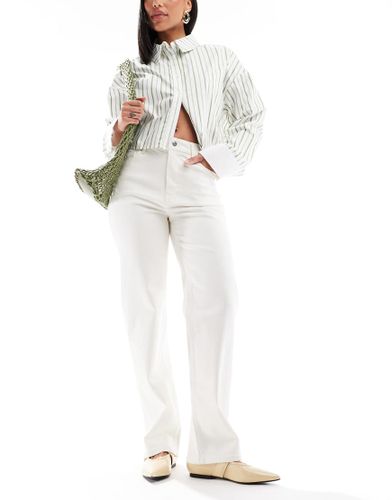 Jean droit avec poches en forme de caur - Miss Selfridge - Modalova