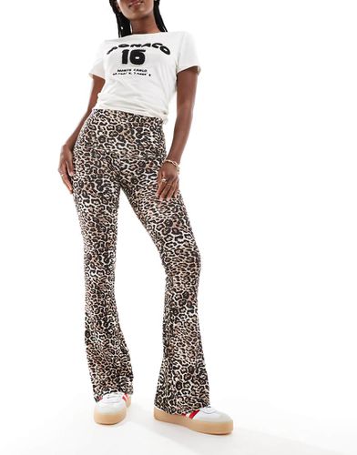 Leggings a zampa a vita bassa con stampa leopardata e fascia ampia in vita - Miss Selfridge - Modalova