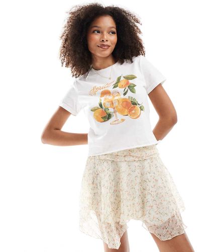 T-shirt bianca con grafica con spritz e arance - Miss Selfridge - Modalova