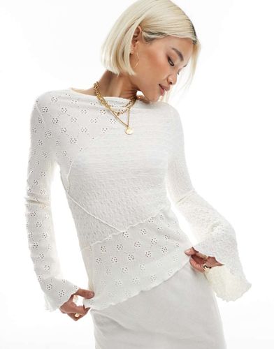 Top à manches longues évasées en jersey texturé mélangé - Crème - Miss Selfridge - Modalova