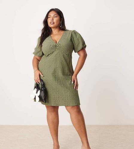 Liza - Robe courte et bouffante à carreaux vichy - Vert - Nobody's Child Plus - Modalova