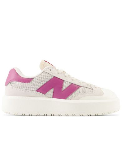 CT302 - Sneakers bianche e rosa - New Balance - Modalova