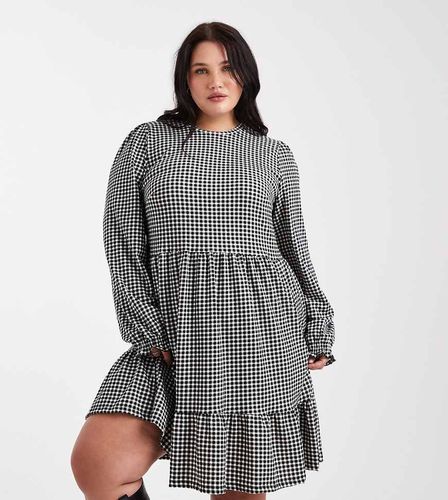 New Look Curve - Robe babydoll courte effet étagé - Imprimé vichy - New Look Plus - Modalova