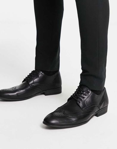 Scarpe brogue nere a tinta unita - New Look - Modalova