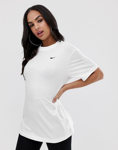 T-Shirt boyfriend oversize bianca con mini logo - Nike - Modalova