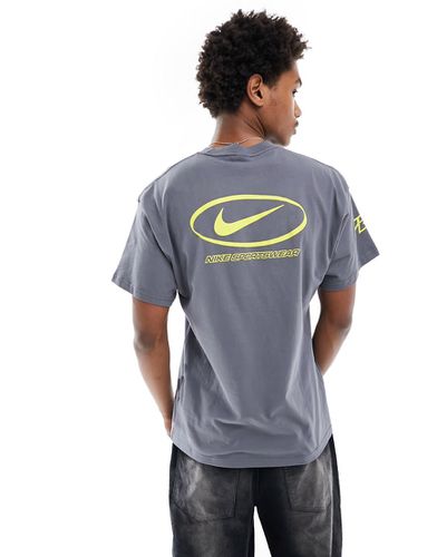 T-shirt scuro con logo centrale - Nike - Modalova
