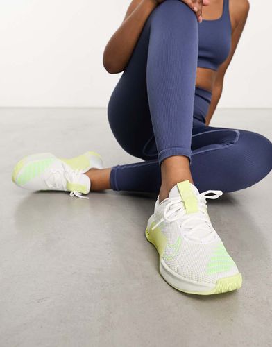 Metcon 9 - Sneakers bianche e lime - Nike Training - Modalova