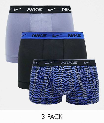 Confezione da 3 paia di boxer aderenti blu/blu navy con stampa astratta - Nike - Modalova