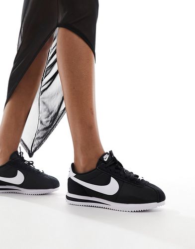 Cortez - Sneakers unisex in nylon nere e bianche - Nike - Modalova
