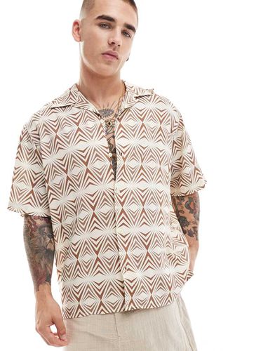 Camicia a maniche corte beige con stampa geometrica - Selected Homme - Modalova