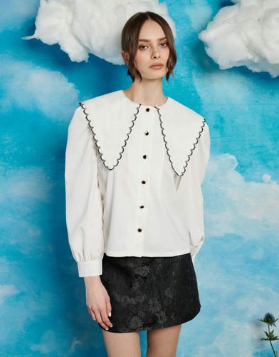 Camicia oversize avorio con colletto e cuciture a contrasto - sister jane - Modalova