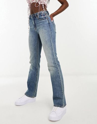 Jeans dritti lavaggio vintage - Stradivarius - Modalova