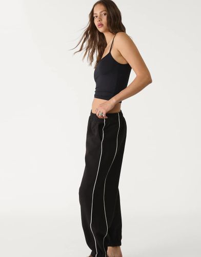Pantalon de jogging à liseré - Stradivarius - Modalova